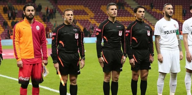 KARŞIYAKA - GALATASARAY MAÇI AZ DAHA OYNANMIYORDU