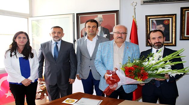 AK Parti Bayraklı ve Karabağlar Artık Onlara Emanet