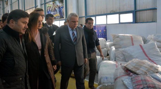 AK Parti’den “Halep’e Bir El de Sen Uzat” Yardım Kampanyası