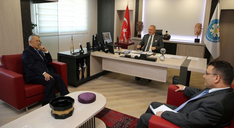 AKÇURA'DAN BAŞKAN ERGÜN'E HAYIRLI OLSUN ZİYARETİ