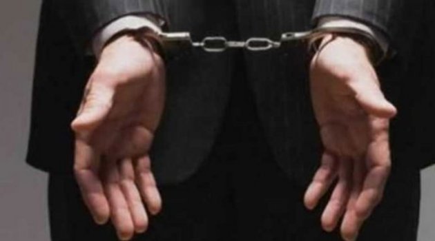 AKP'li Başkana FETÖ Gözaltısı