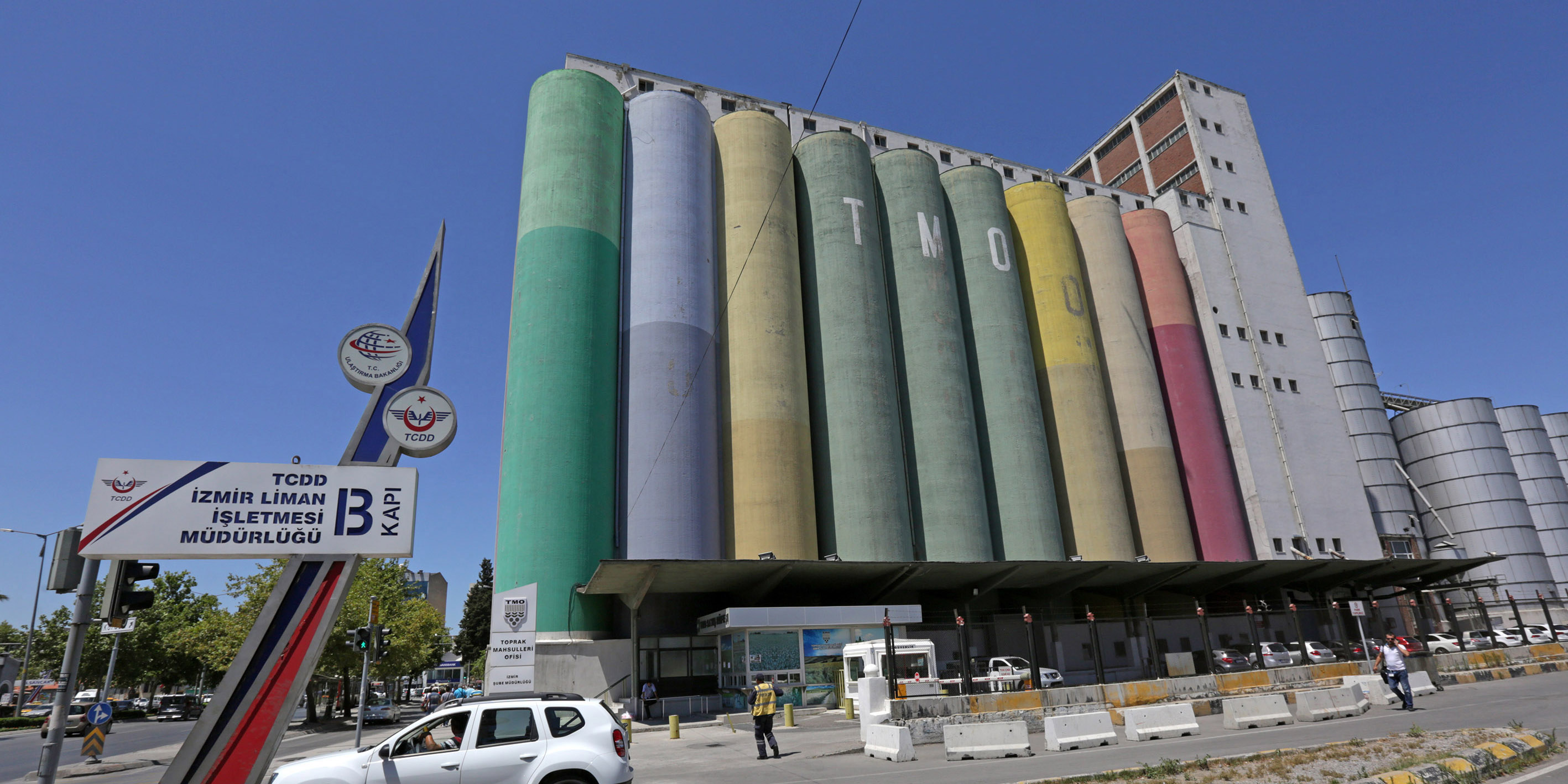 Alsancak Silolarına Yaşatan Tasarım