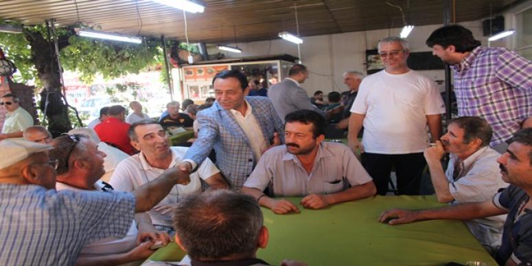 BORNOVALI MHP’YE GÜVENİNİ MURAT KOÇ’LA İLETTİ