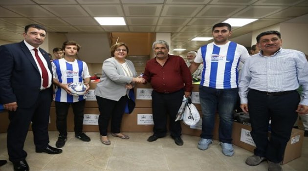 Amatörün Yüzü Konak’ta Gülüyor