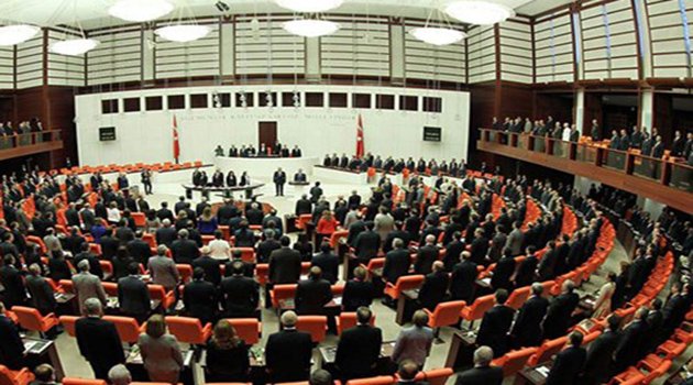 Anayasa Değişikliğine ‘KHK gölgesi’ Düştü