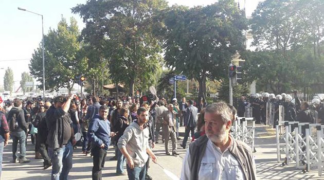 ‘Ankara Katliamı’ İçin Toplananlara Polis Saldırdı