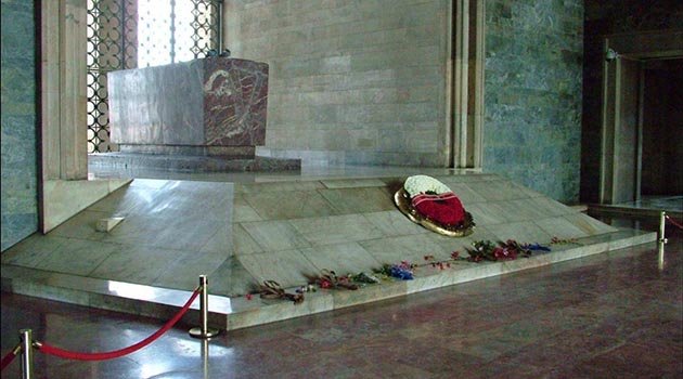Atatürk Vefatının 78. Yılında Anılıyor