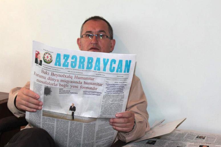 AZERBAYCANLILAR SERTEL’İ DESTEKLİYOR