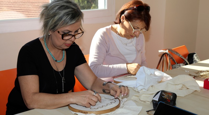 GELENEKSEL TÜRK EL SANATLARI KARABAĞLAR'DA
