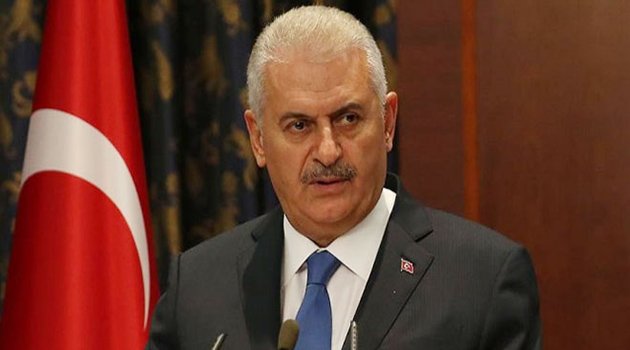 Başbakan’dan Tarık Akan İçin Başsağlığı Mesajı