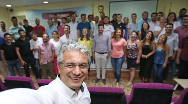Başkan Akpınar CHP'li gençlerle buluştu