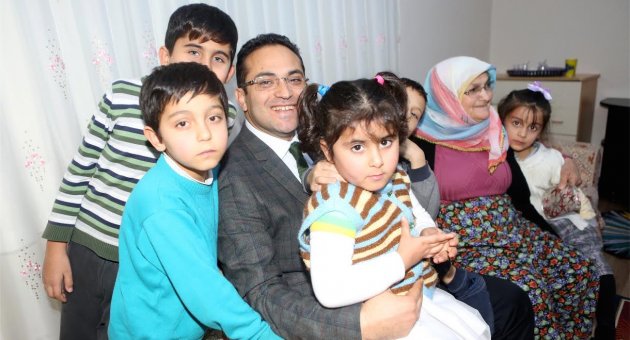 BAŞKAN ATİLA'DAN EV ZİYARETİ