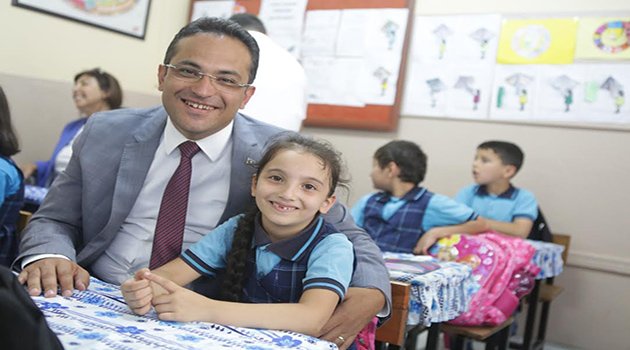 Başkan Atila Öğrencileri Yalnız Bırakmadı