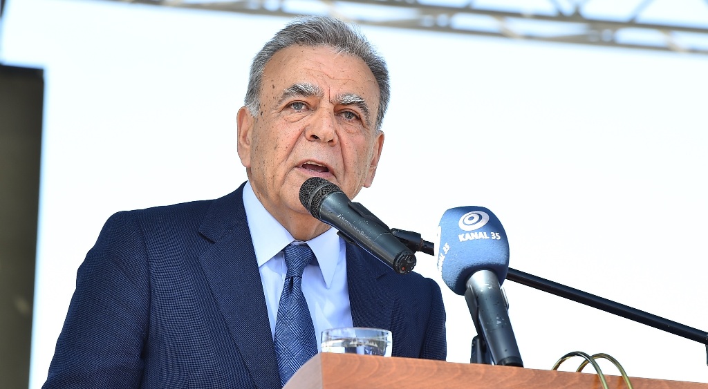Başkan Kocaoğlu: 'Pes etmek, havlu atmak yok!'
