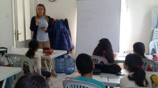 BAŞKAN UYAR ÖĞRENCİLERE DERS ANLATTI