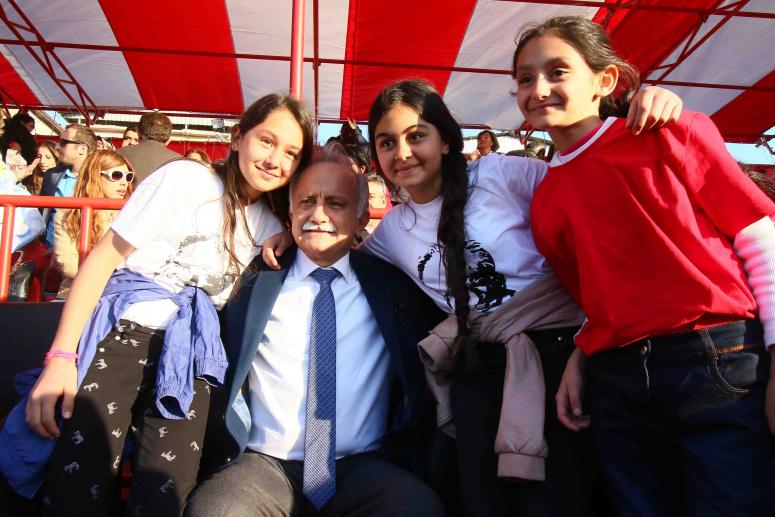BAYRAKLI’DA ÇOCUKLARA BİLGİSAYAR KURSU