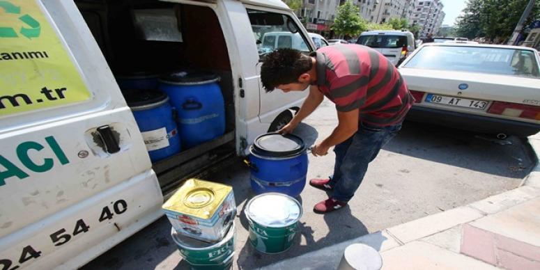 BAYRAKLI’DA 6,5 TON ATIK YAĞ TOPLANDI