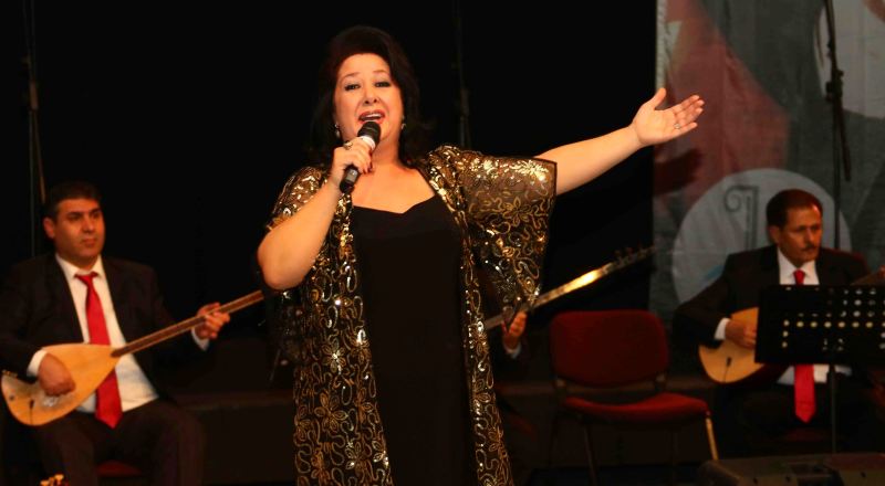 BAYRAKLI YENİ YILA ÖZEL KONSERLE ''MERHABA'' DEDİ