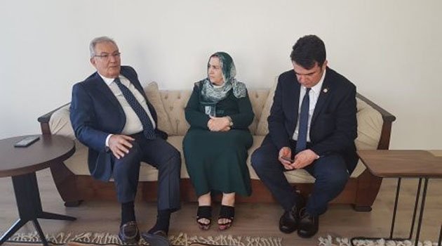 Baykal, Ahmet Türk'ün Ailesini Ziyaret Etti