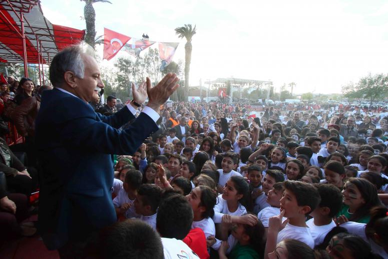 BAYRAKLI’DA “SÜRPRİZLER” SÜRECEK!