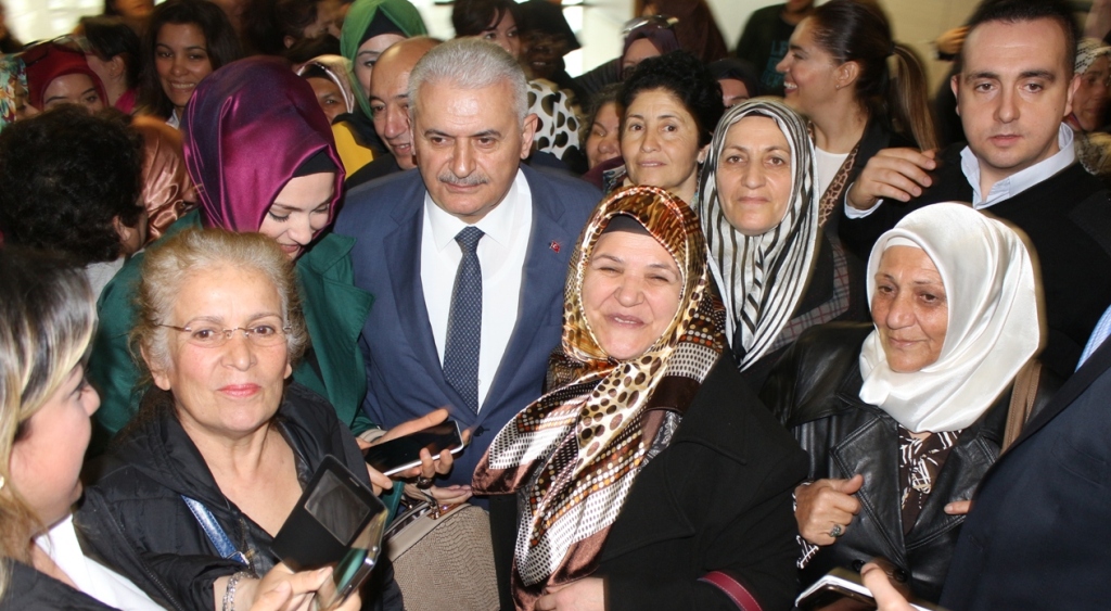 BİNALİ YILDIRIM TARİHİ ZİRVE İÇİN İZMİR’DE