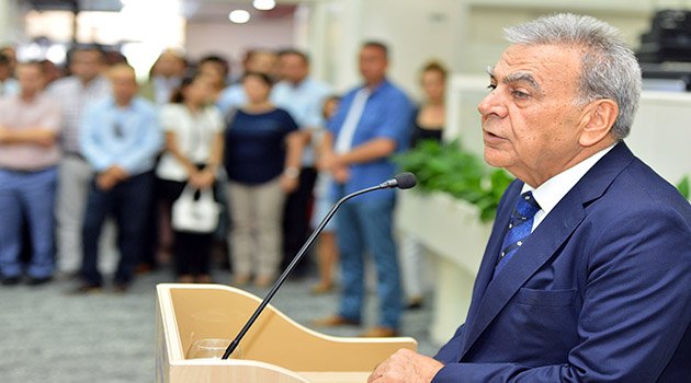 Bir Kutlama, Bir Veda