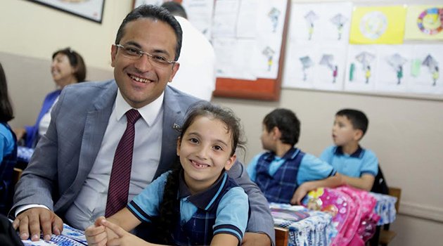 Bornova Belediyesi’nden Eğitime Temizlik Desteği