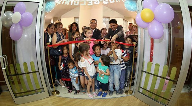 Bornova’da Çocuklar Eğlenerek Öğreniyor