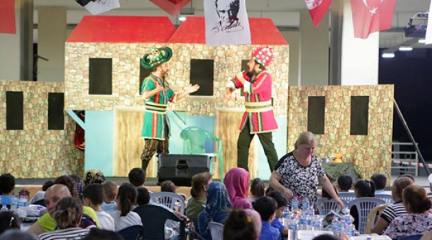 Bornova’da gönüller de sofralar da bir