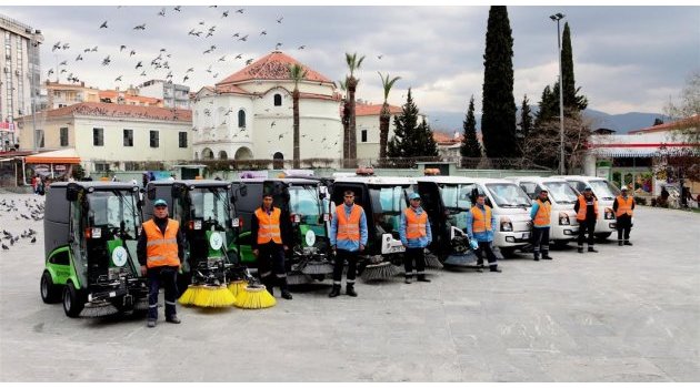 Bornova’da temizlikten taviz yok