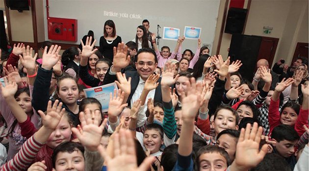Bornova’dan Yakılan Ateş Türkiye’ye Yayıldı