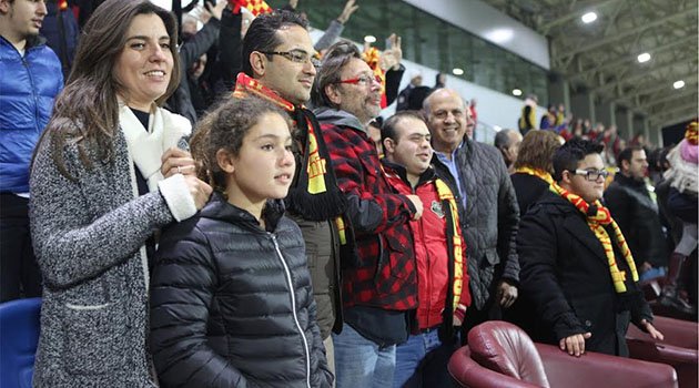 Bornova Lider Takımları Ağırlıyor
