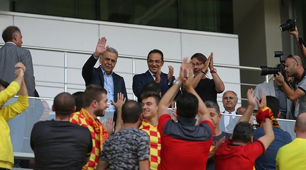 Bornova Stadı’nın Seyirci Kapasitesi 11.500’e Çıkarılacak