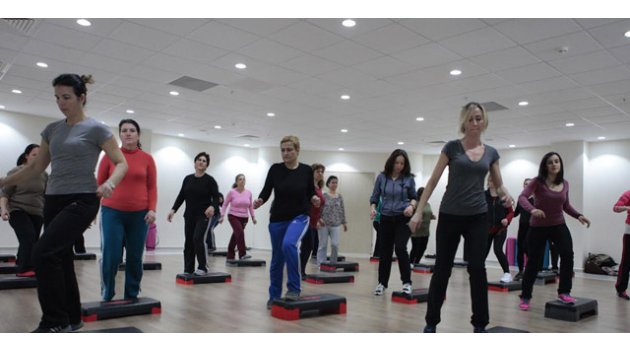 Bornova'da Her Yaşta Spor Olanağı