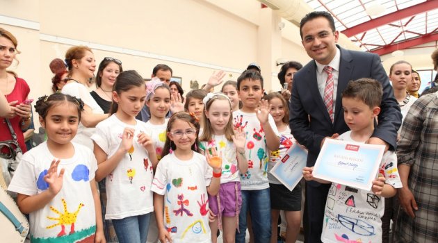 Bornovalı çocuklar oynayarak öğrenecek