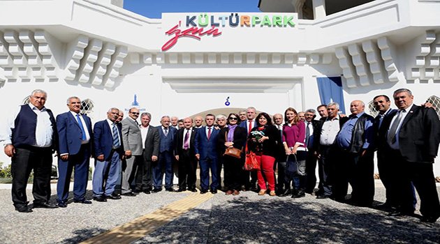 Bornovalı Muhtarlardan Yeni Kültürpark Projesi’ne Tam Destek