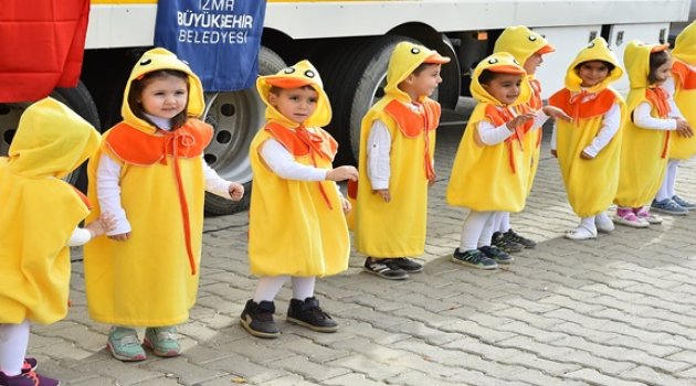 Bu TIR Işık Saçıyor