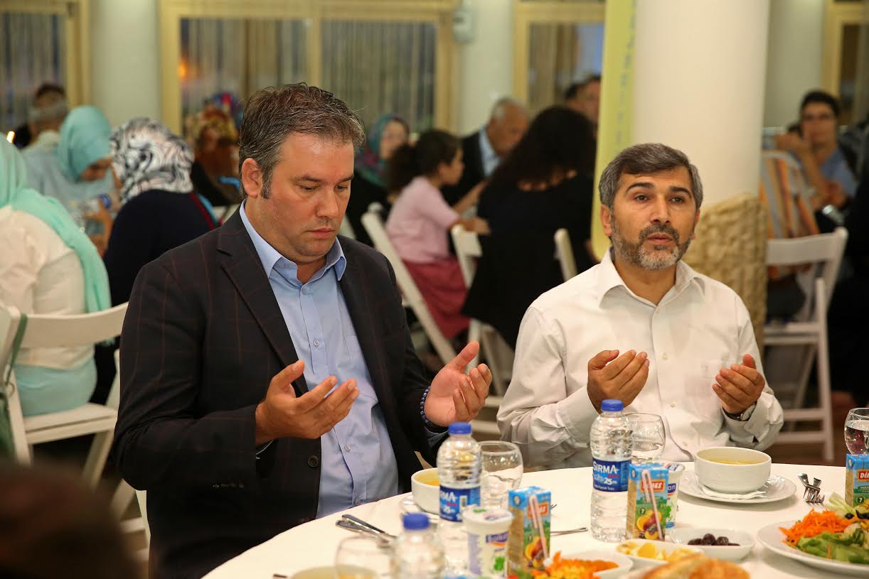 Buca Belediyesi'nden En Anlamlı İftar