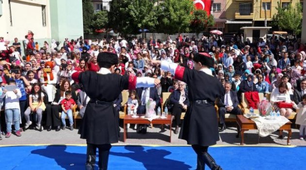 Buca’da Bayram Coşkusu