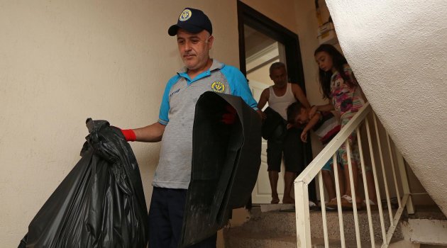 Buca’da Çöpler Poşete