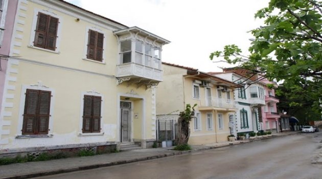 Buca’da Tarihi Doku Koruma Altına Alınıyor