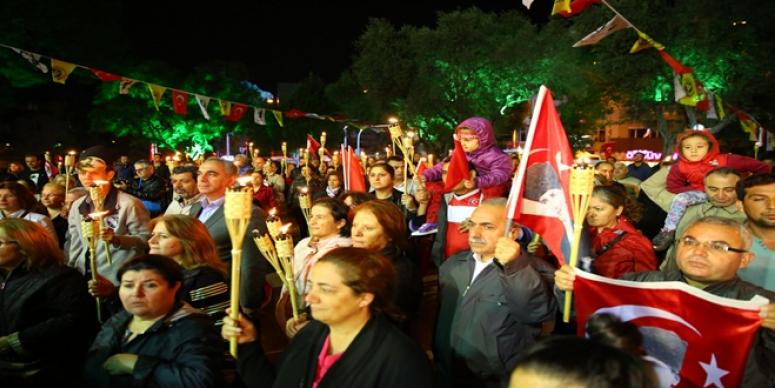 BUCA’DA CUMHURİYET COŞKUSU DEVAM EDİYOR