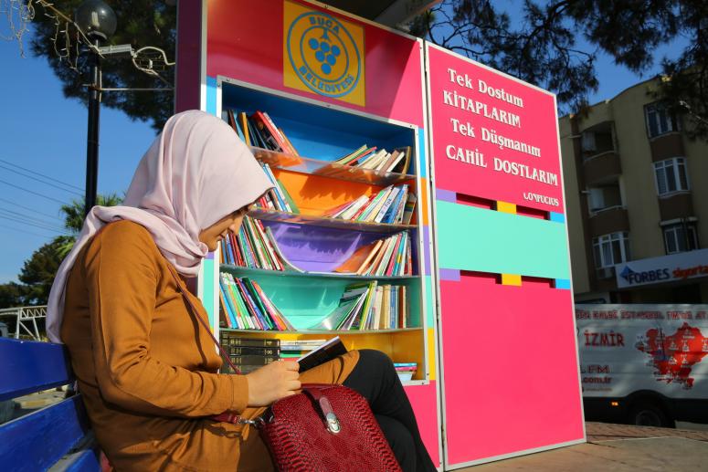 BUCALILAR SOKAK KÜTÜPHANESİ’Nİ ÇOK SEVDİ