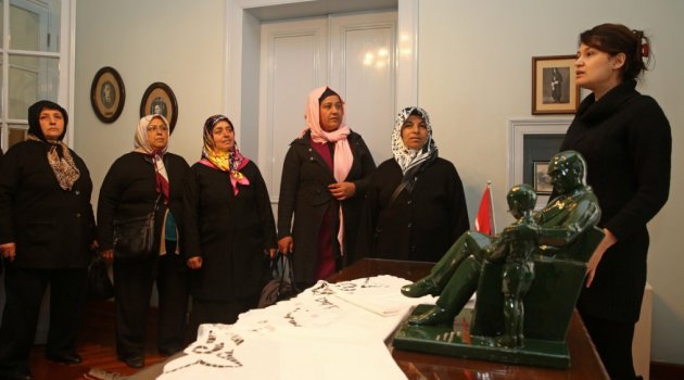Bucalı Kadınlar Atatürk’ü özlemle andı