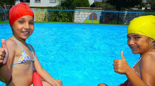Bucalı Minikler Yüzme Öğrenecek