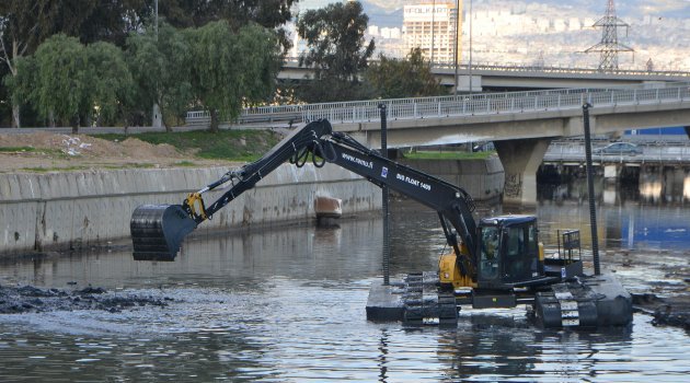 Büyük Kanal’da temizlik zamanı