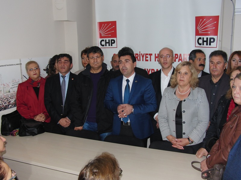 BAYRAKLI'DA REKOR İMZALI ADAYLIK!