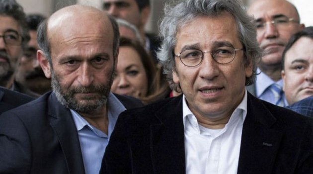 Can Dündar'a 5 yıl 10 ay, Erdem Gül'e 5 yıl ceza