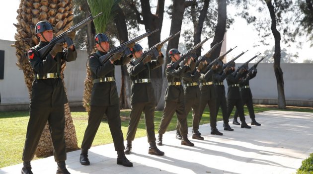 Çanakkale Zaferi ve Şehitler törenle anıldı