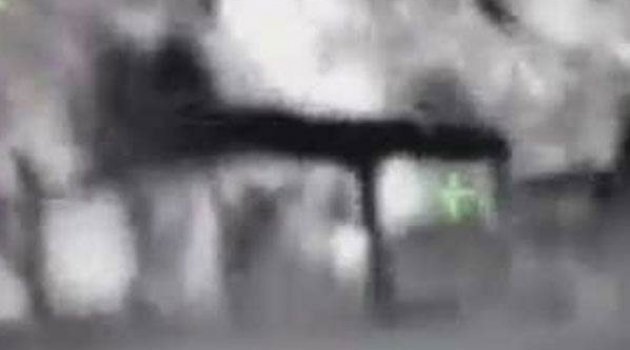 Canlı bombanın kendini patlattığı an kamerada!